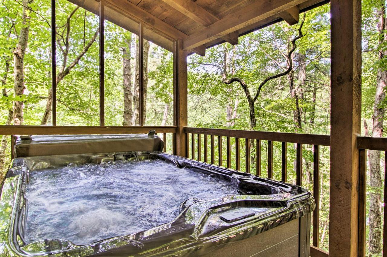 Secluded Forest Cabin, 4 Mi To Downtown Gatlinburg别墅 外观 照片