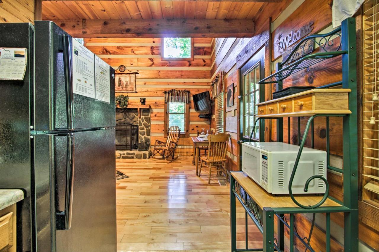 Secluded Forest Cabin, 4 Mi To Downtown 蓋特林堡 外观 照片
