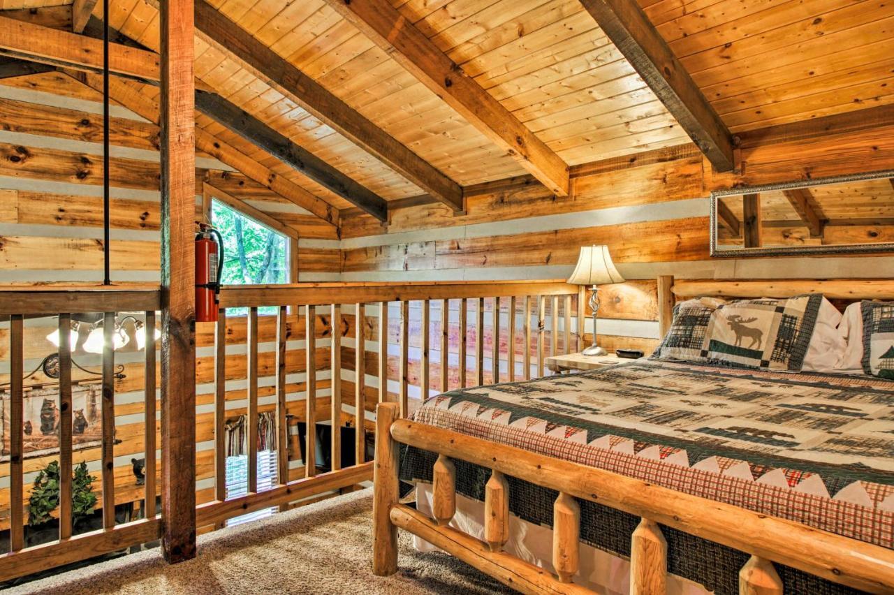 Secluded Forest Cabin, 4 Mi To Downtown 蓋特林堡 外观 照片